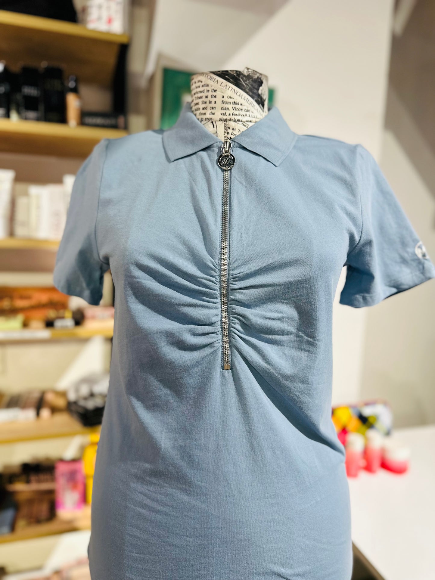 michael kors t-shirt size medium