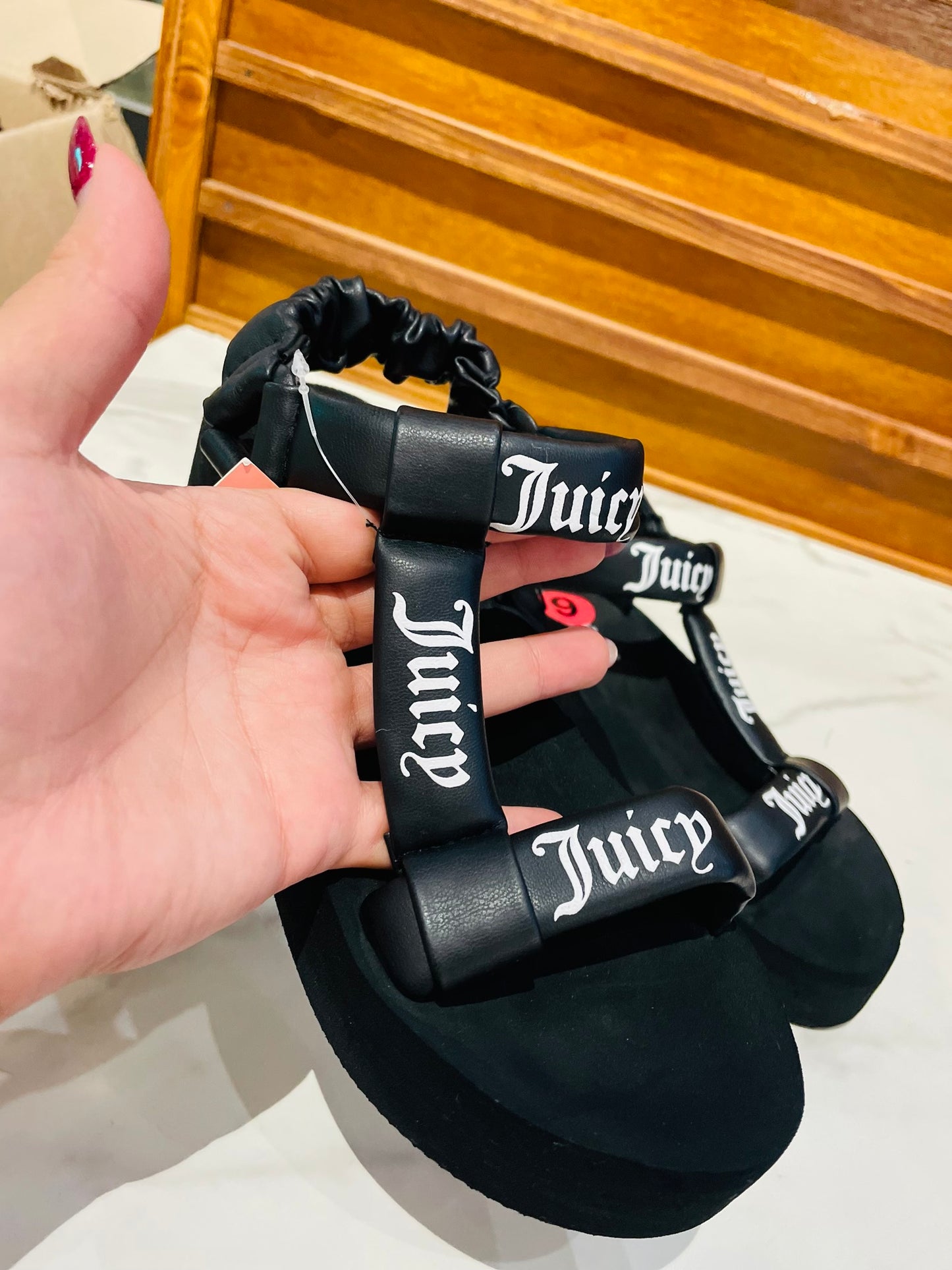 Juicy couture sandal