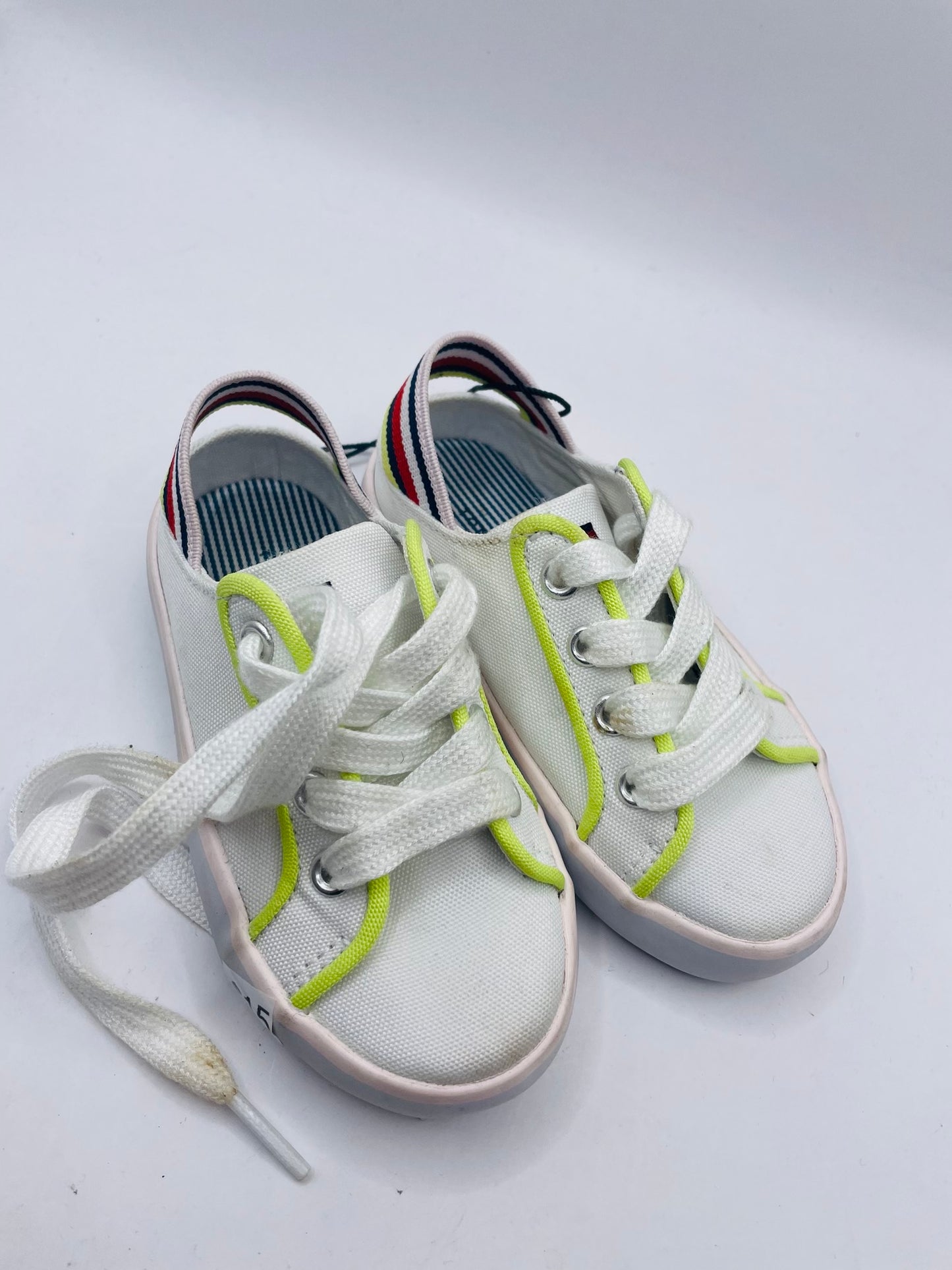 Tommy Hilfiger kids sneakers