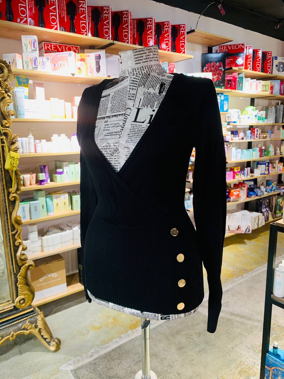 Guess black sweater