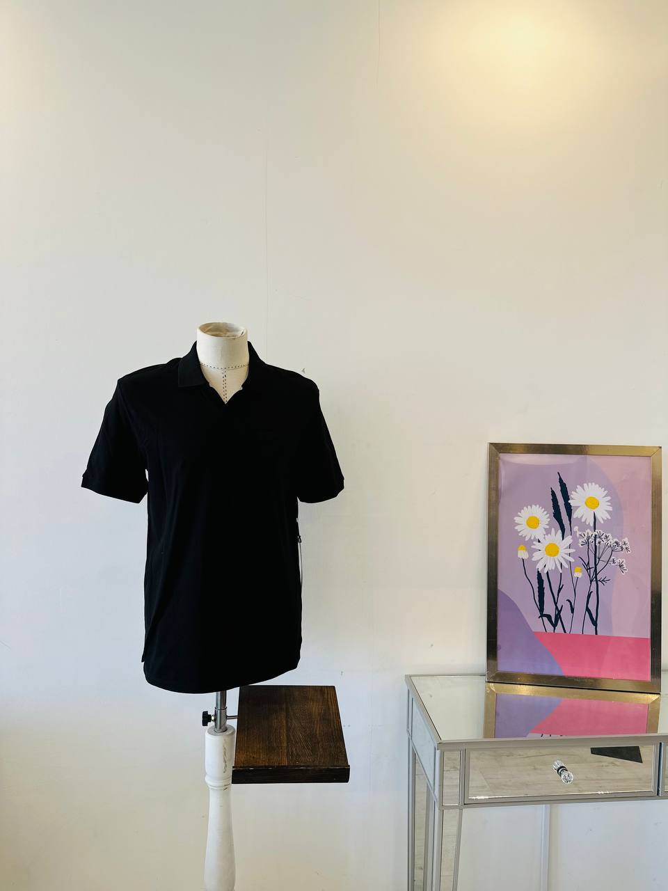 Karl Lagerfeld shirt size medium