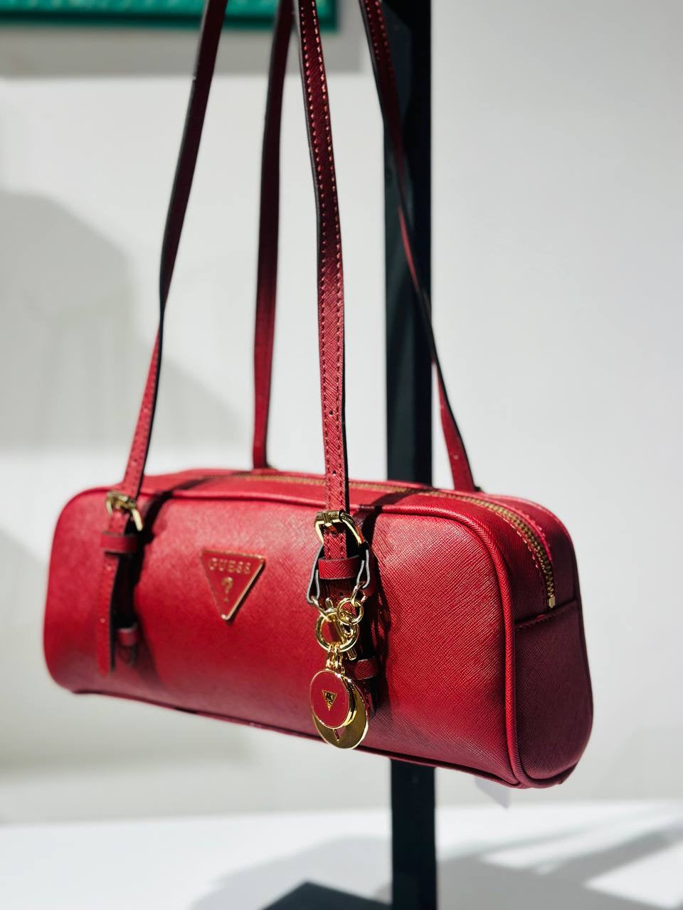 Guess shoulder bag red