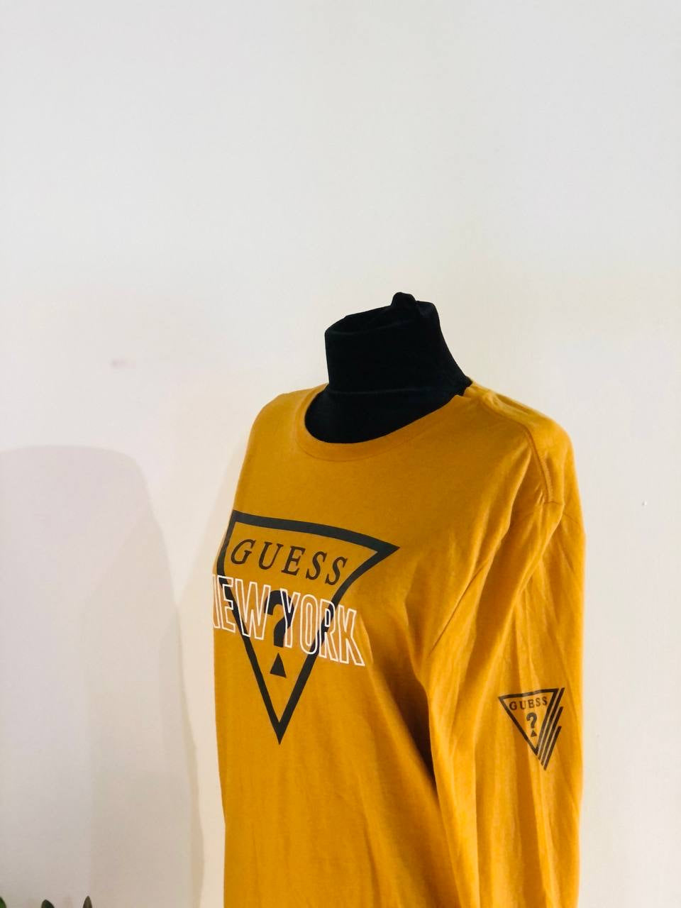 Guess shirt