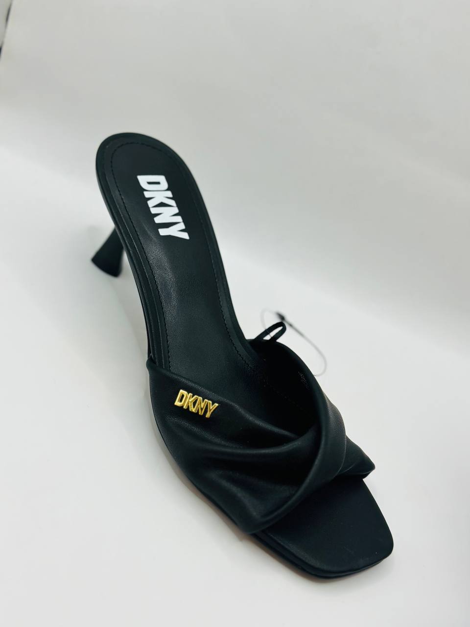 Dkny sandal