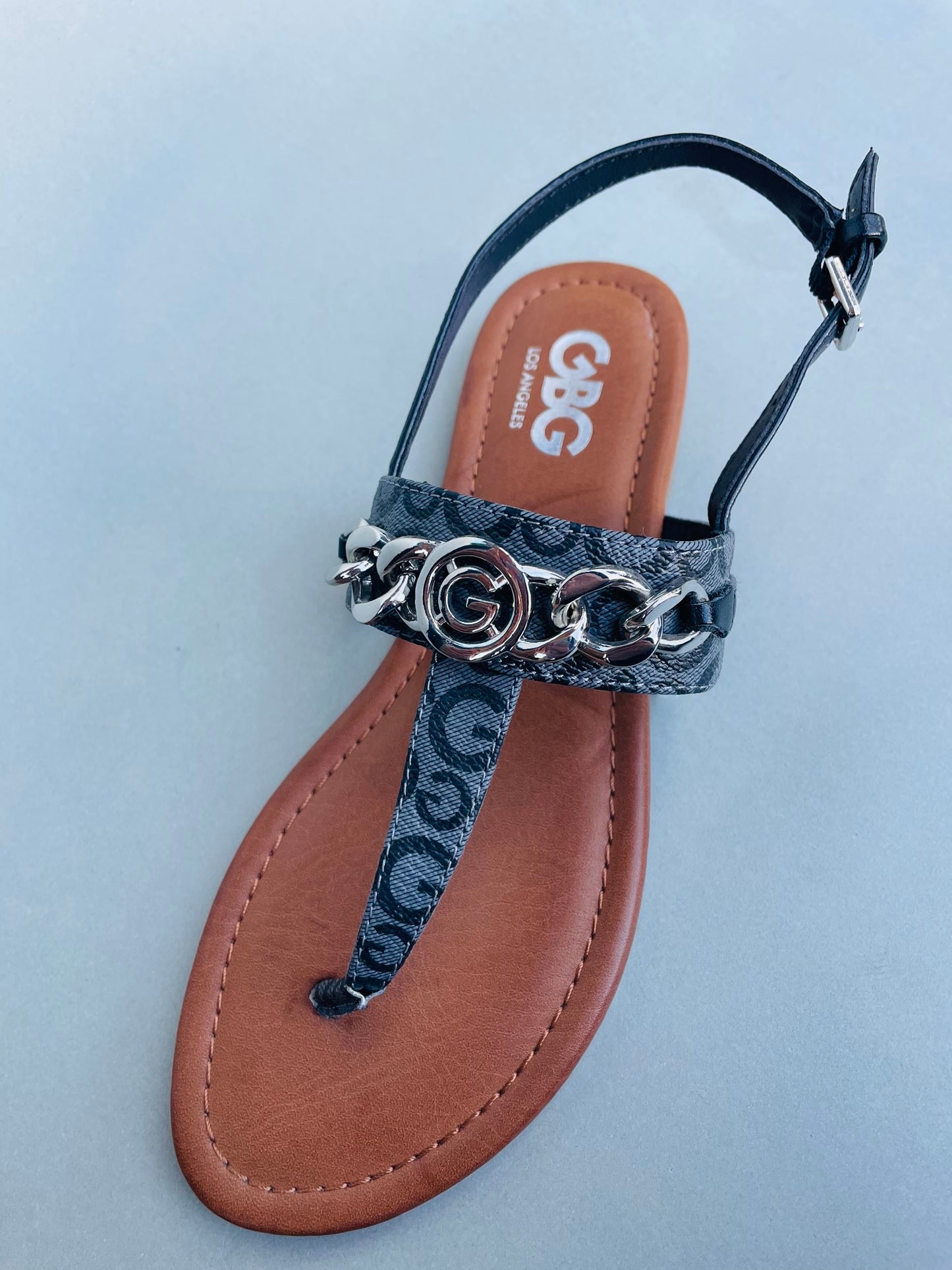 Guess sandal