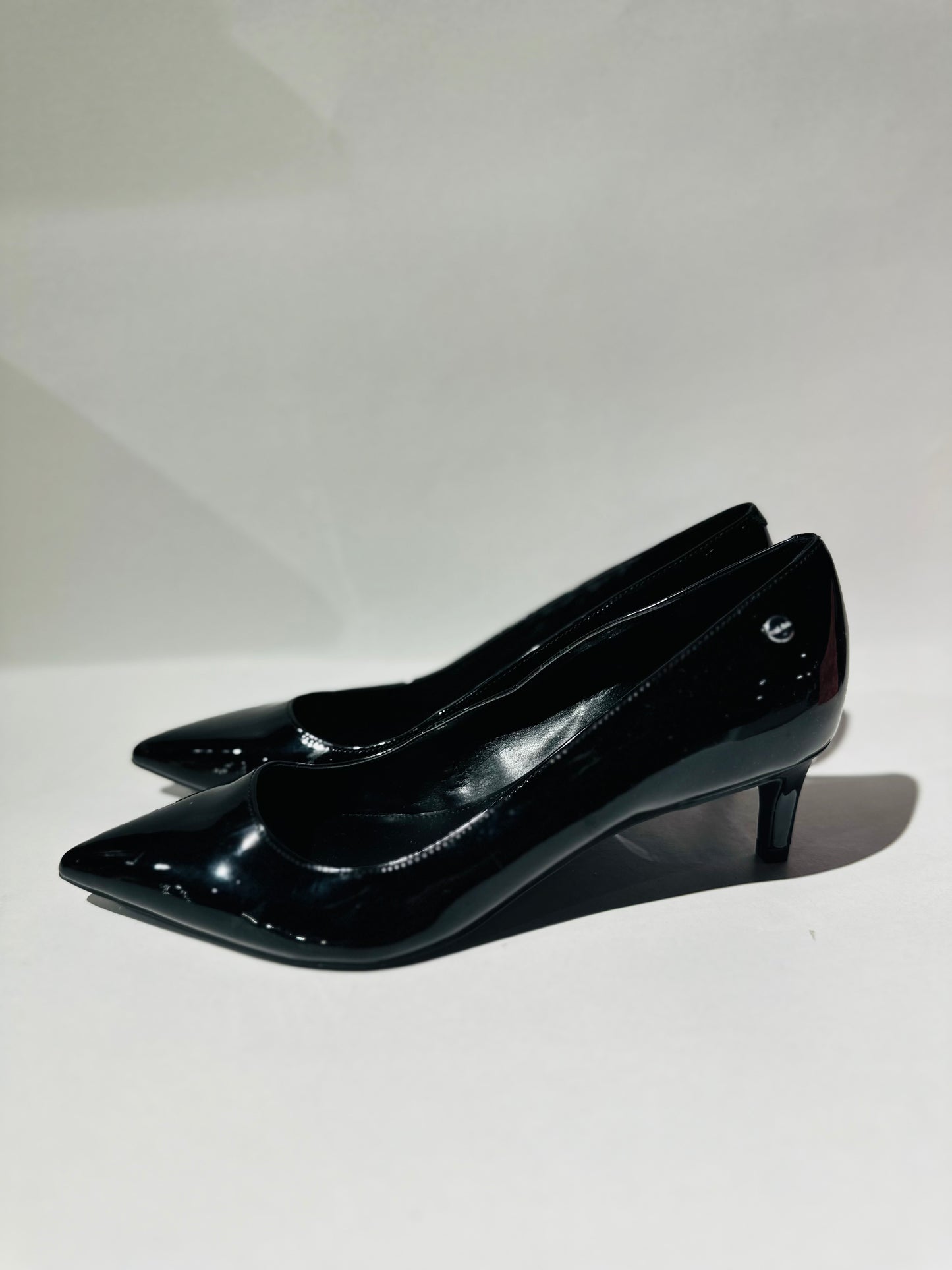 Calvin Klein shoes size 39