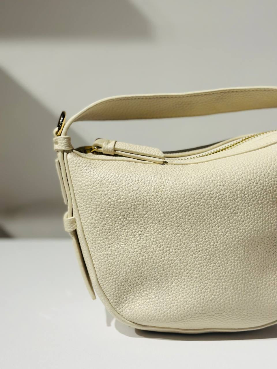 Armani exchange off white bag small size