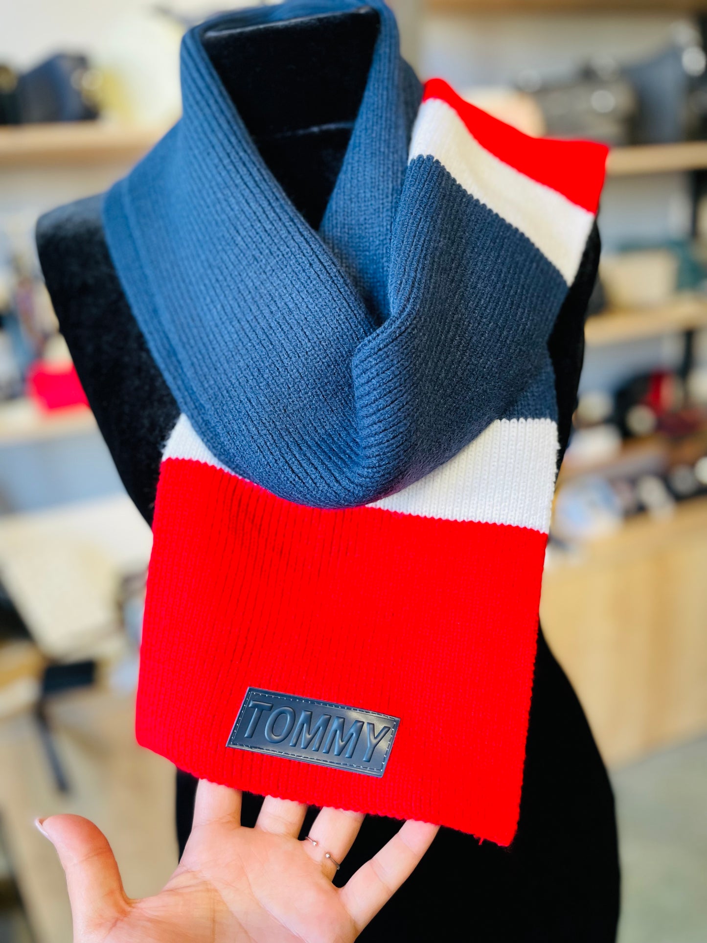 Tommy Hilfiger scarf