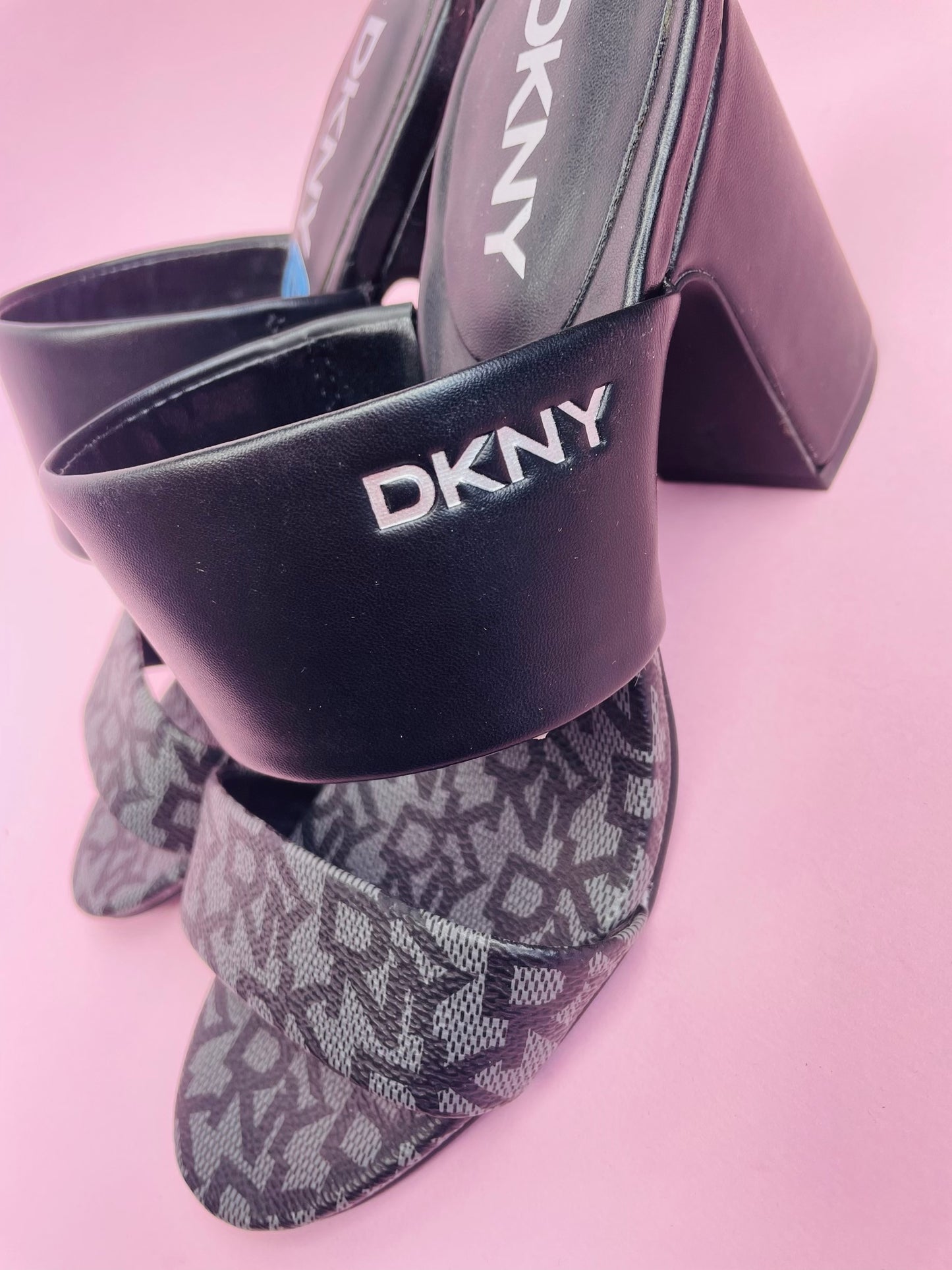 Dkny sandal