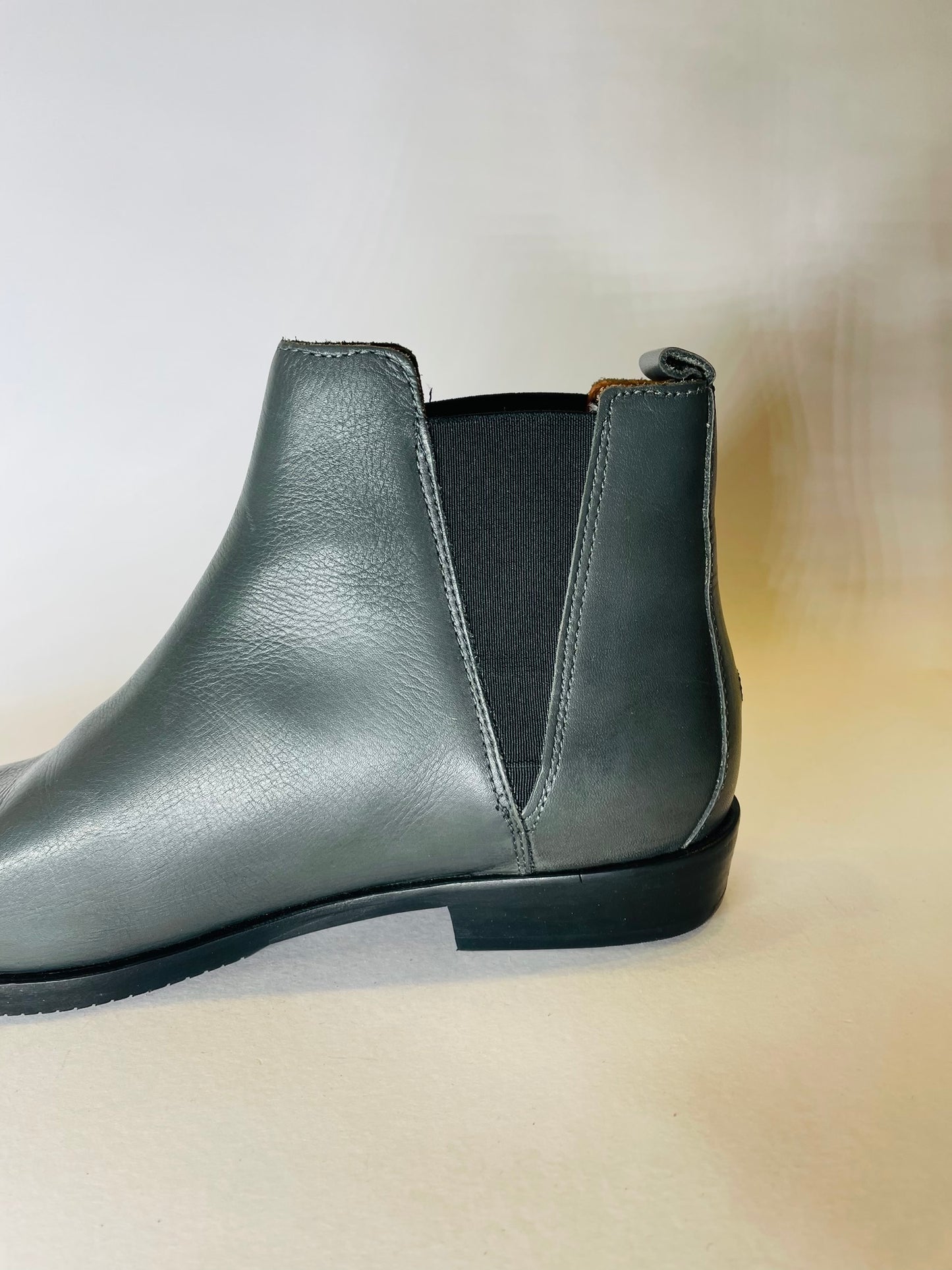 Tommy Hilfiger boots size 38