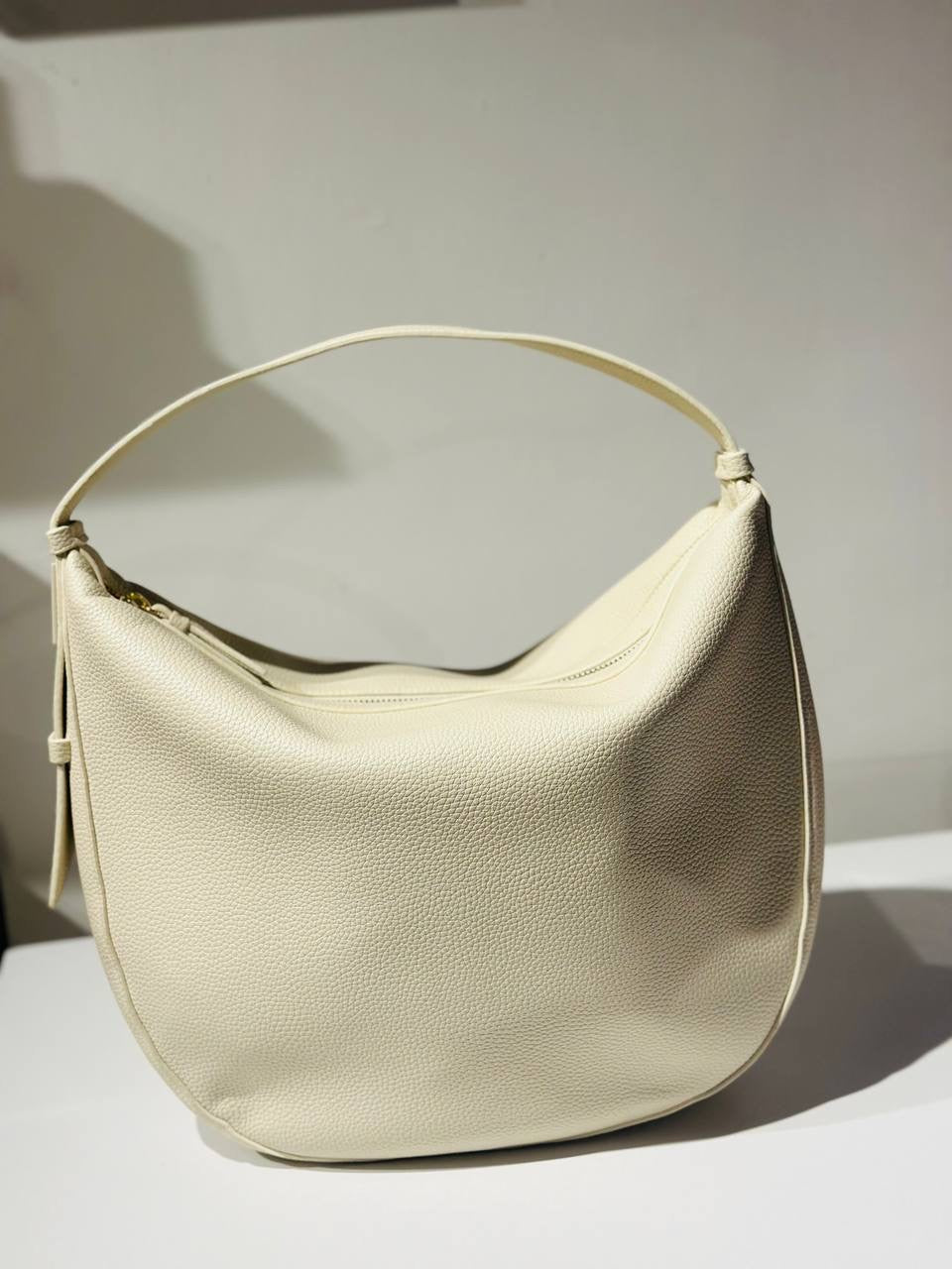 Armani exchange off white bag big size