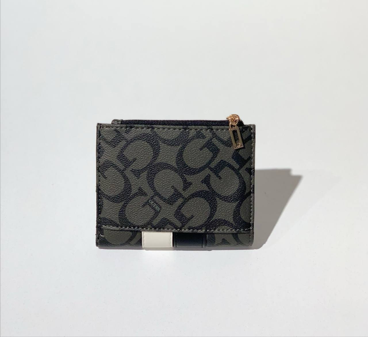 Guess wallet