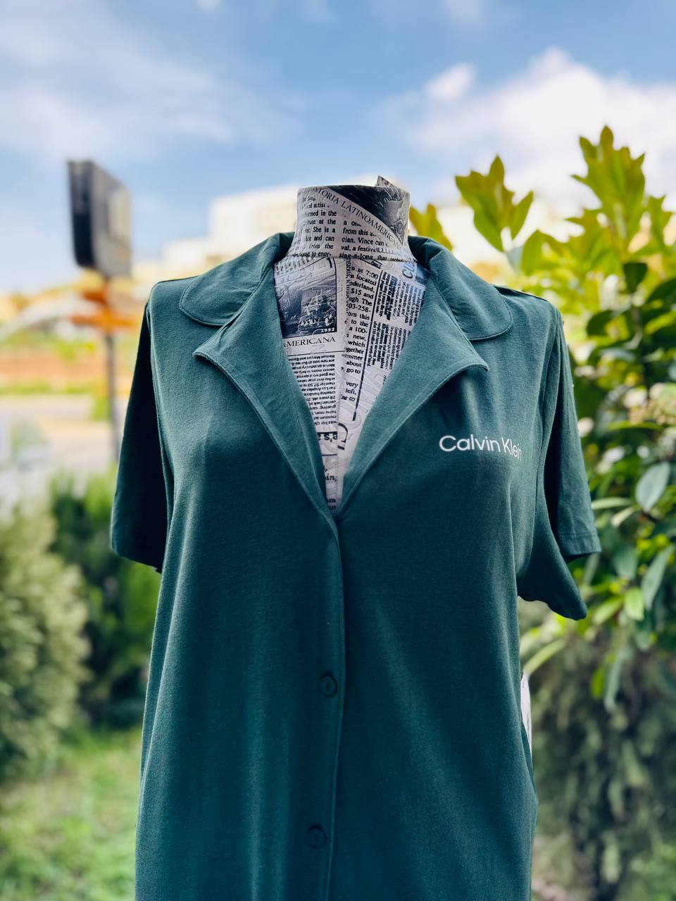 Calvin Klein dress shirt size medium