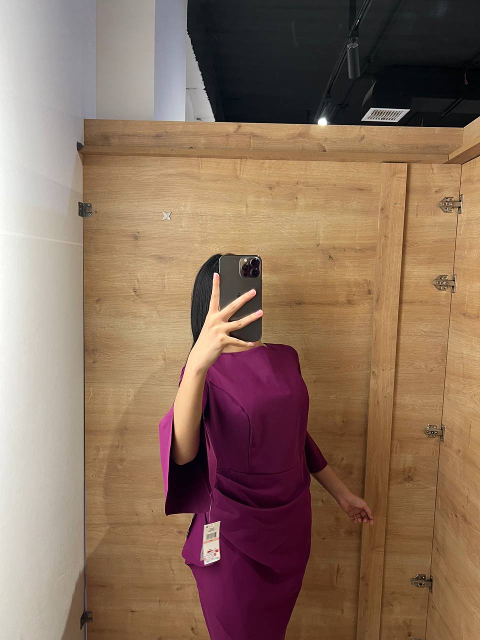 Alex evening dress uc -d 104