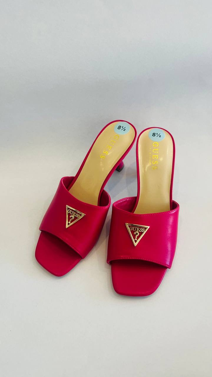 Guess sandal size 39