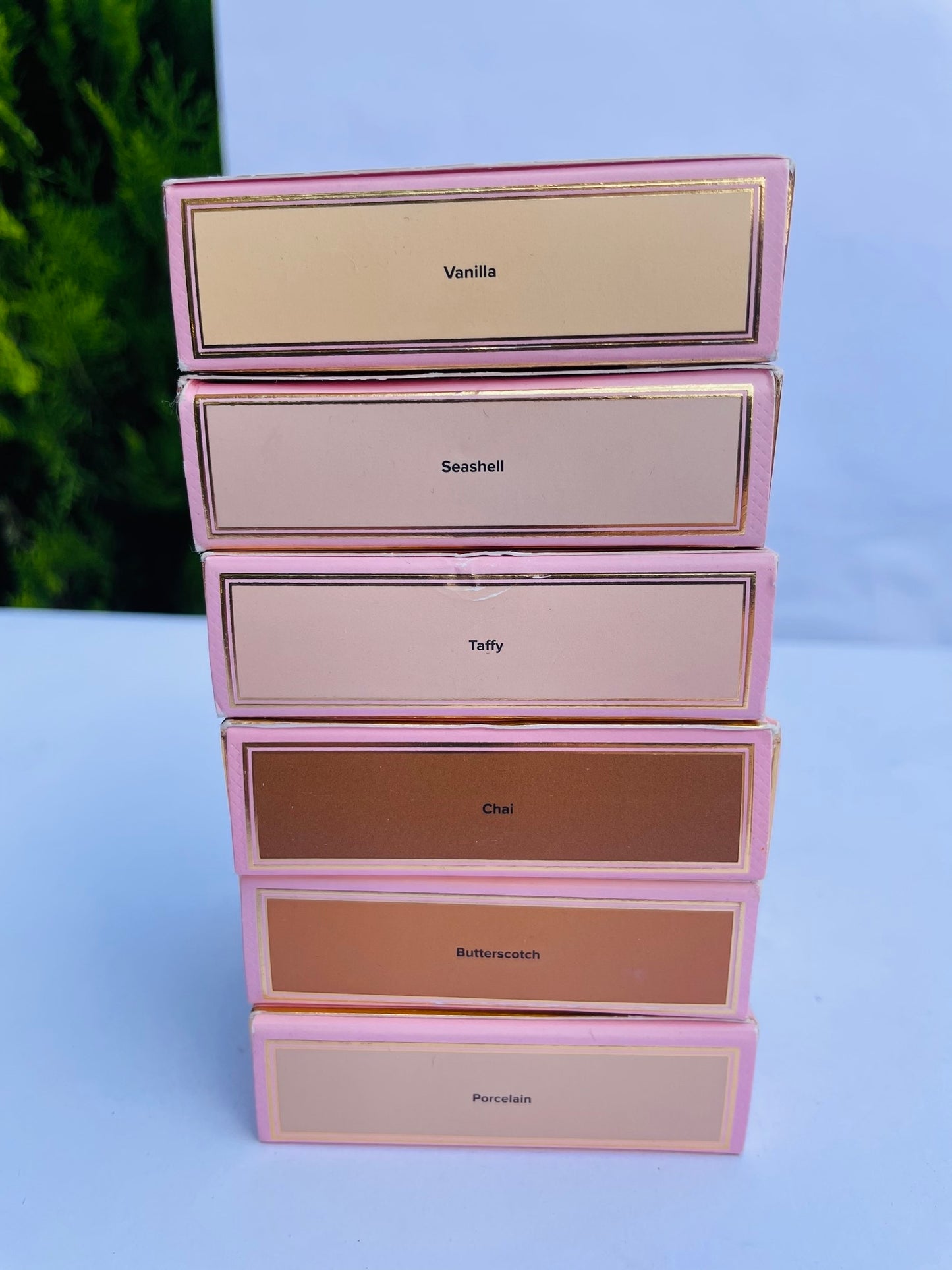 Too faced foundation powder