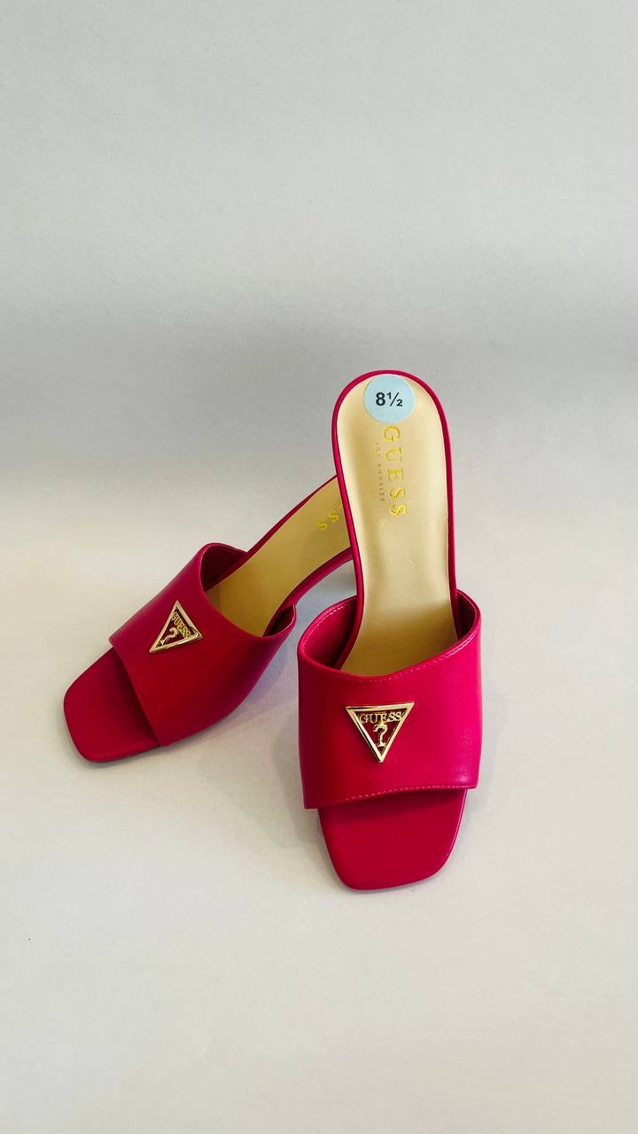Guess sandal size 39