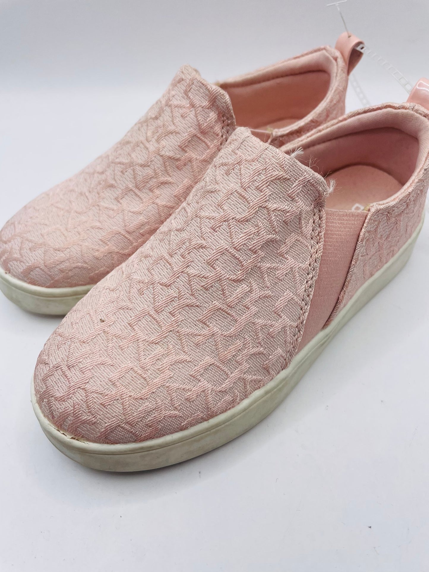Dkny kids sneakers