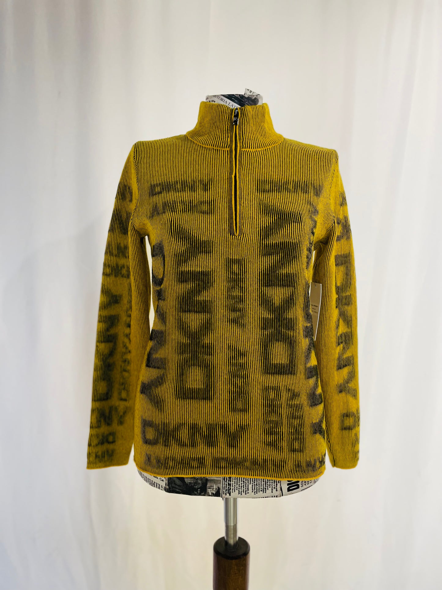 Dkny sweater