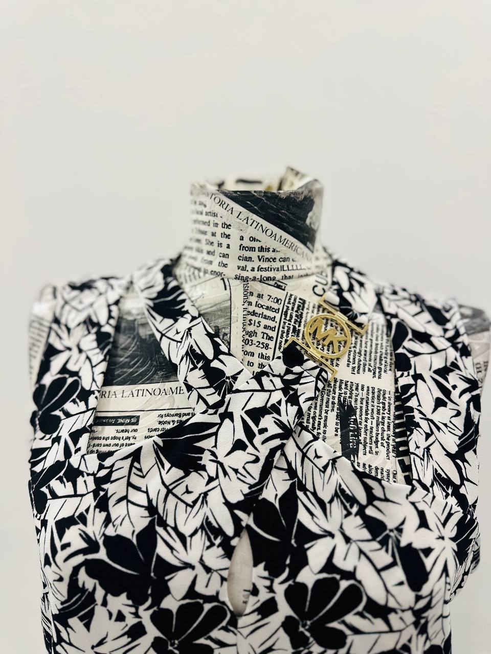 Michael kors top size medium