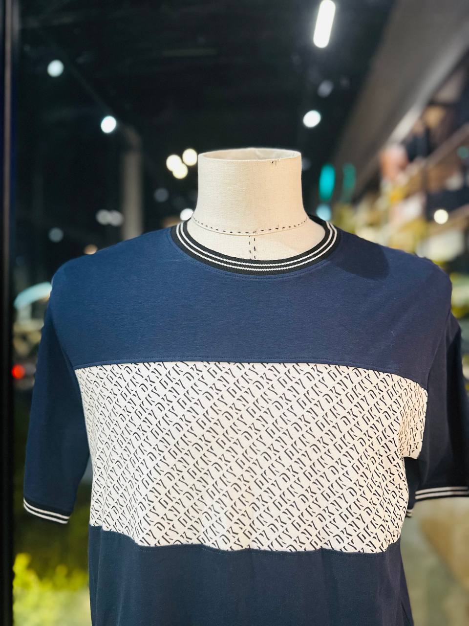 Dkny shirt size medium