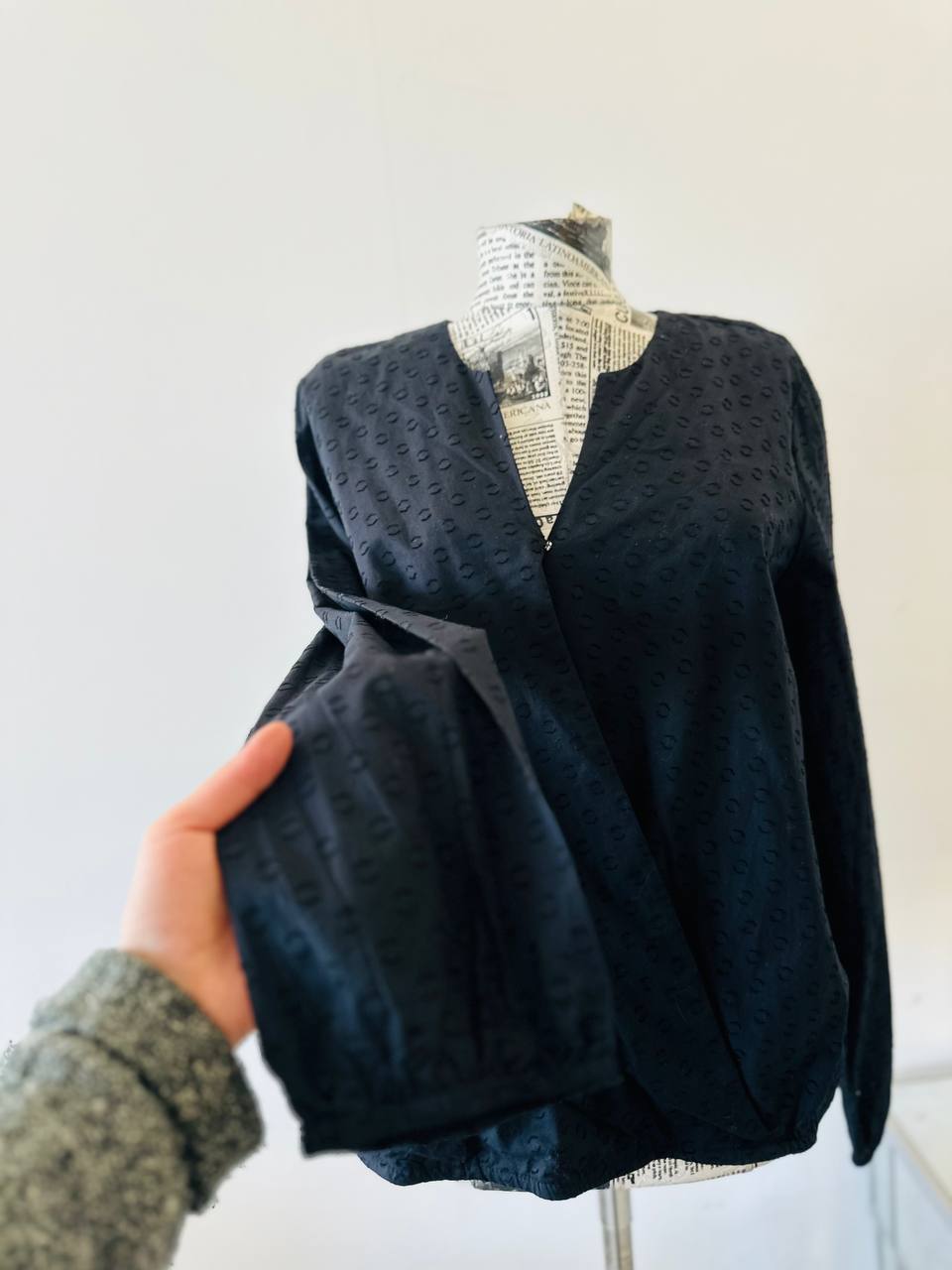 Tommy Hilfiger top size medium
