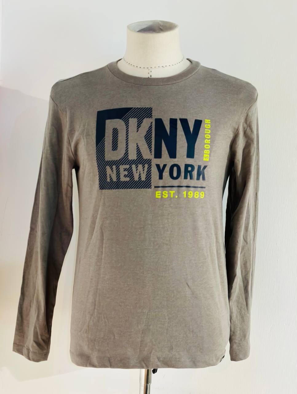Dkny shirt
