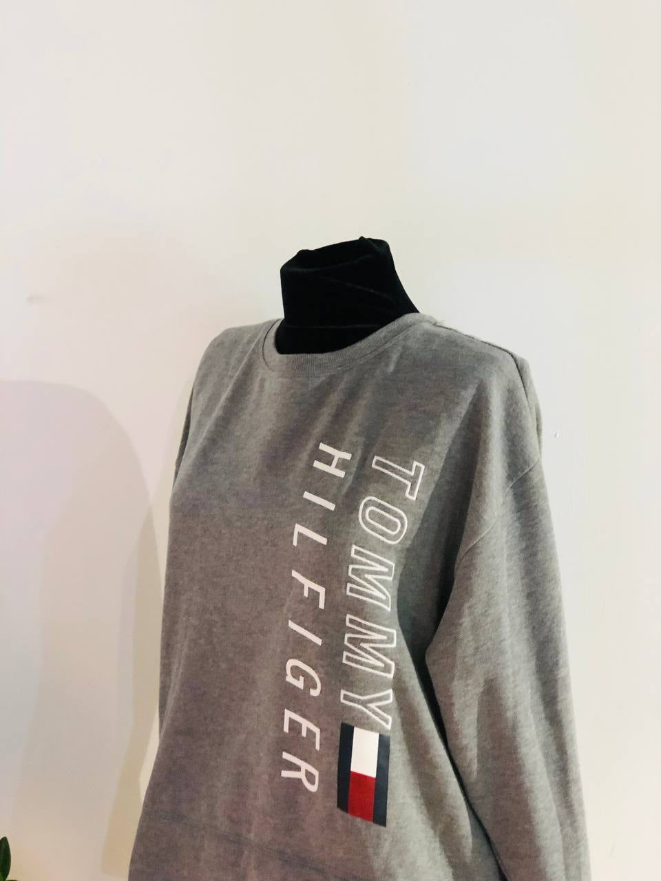Tommy Hilfiger sweater