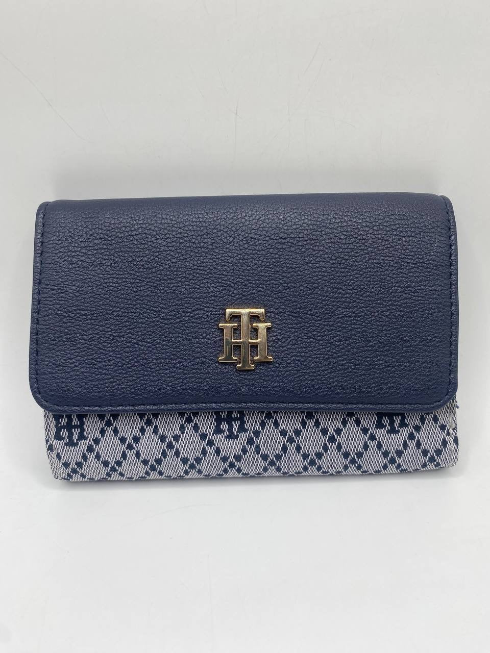 Tommy Hilfiger wallet