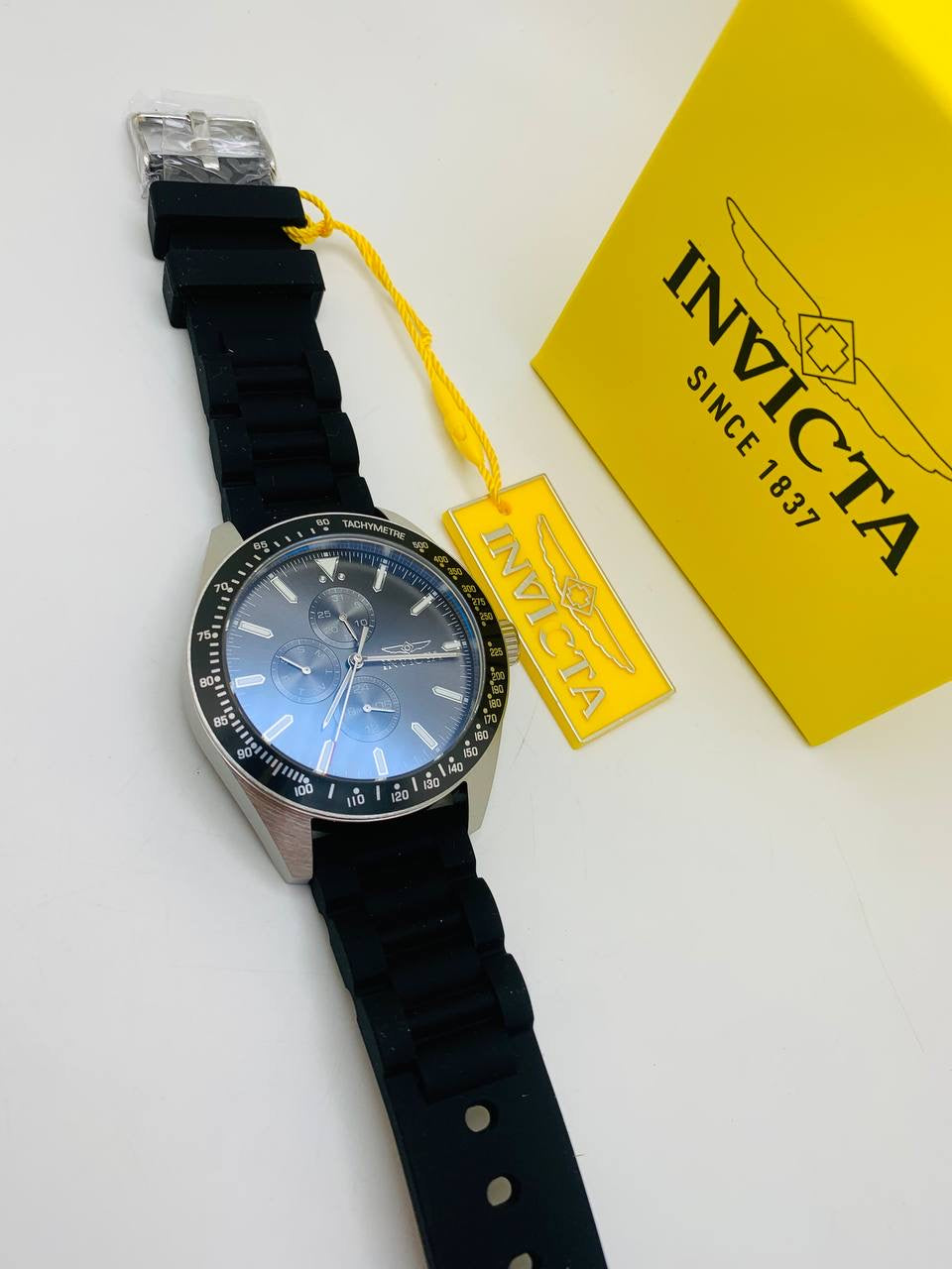 invicta watch