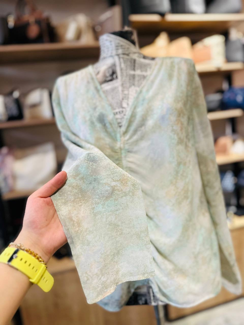 Calvin Klein top size medium