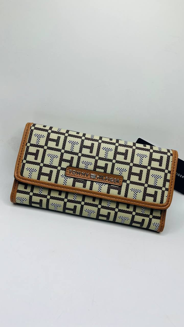 Tommy Hilfiger wallet