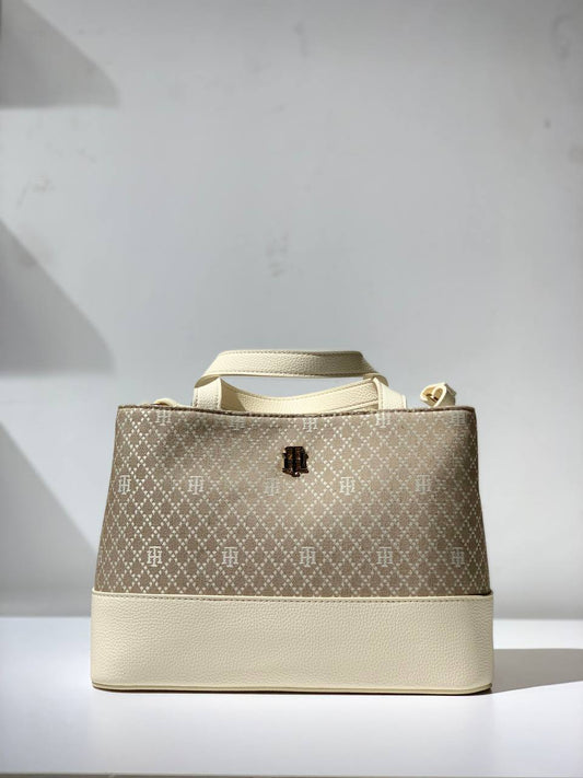 Tommy Hilfiger bag