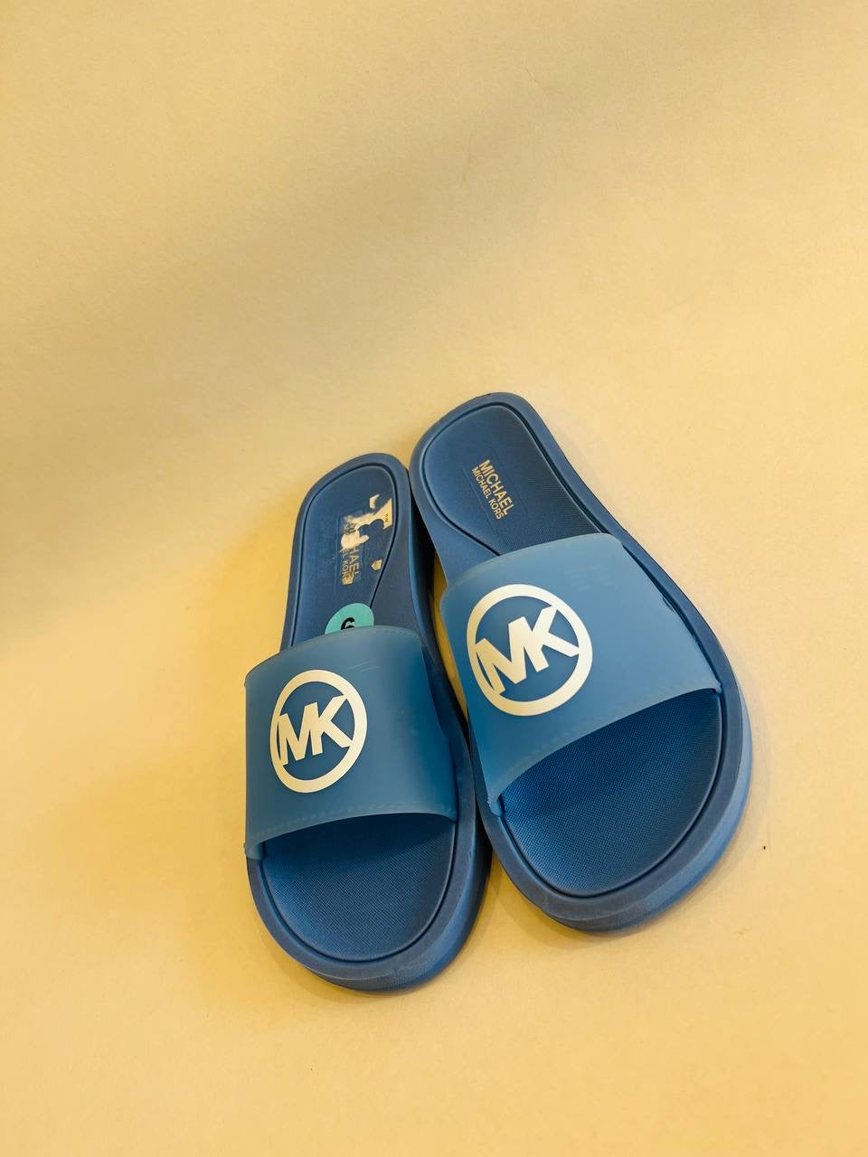 Michael kors sandal size 36.5