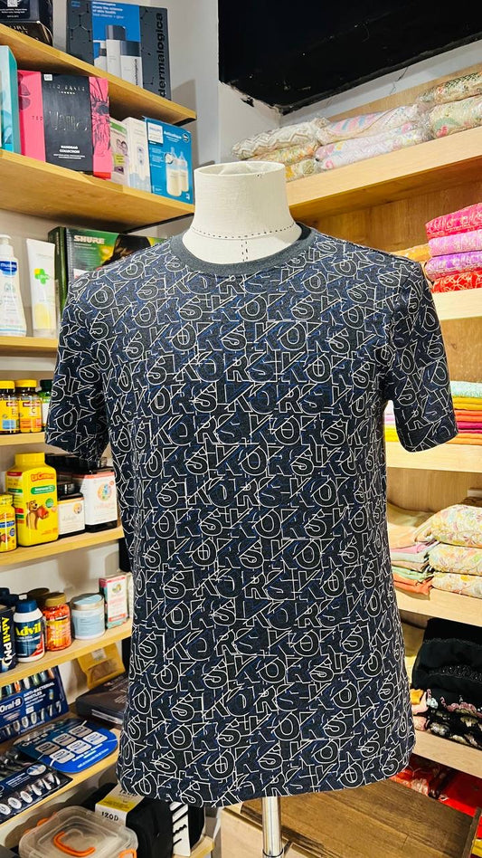 michael kors t-shirt size S