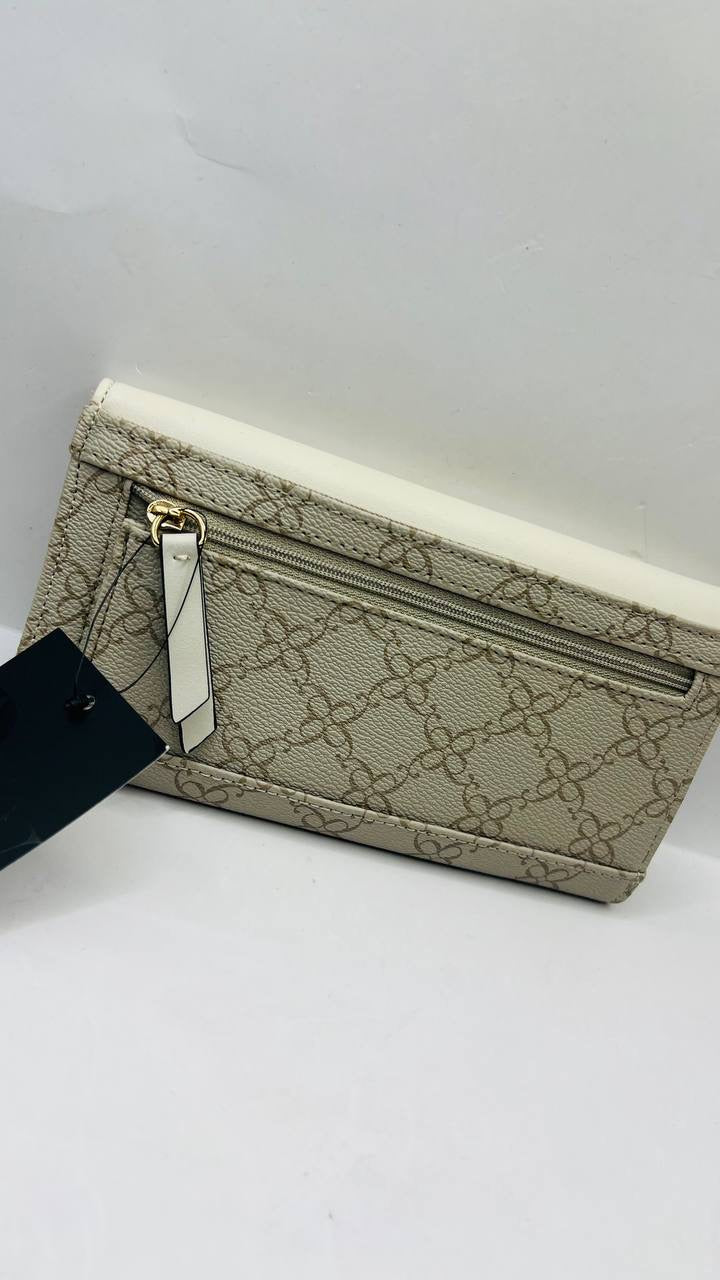 nine west wallet