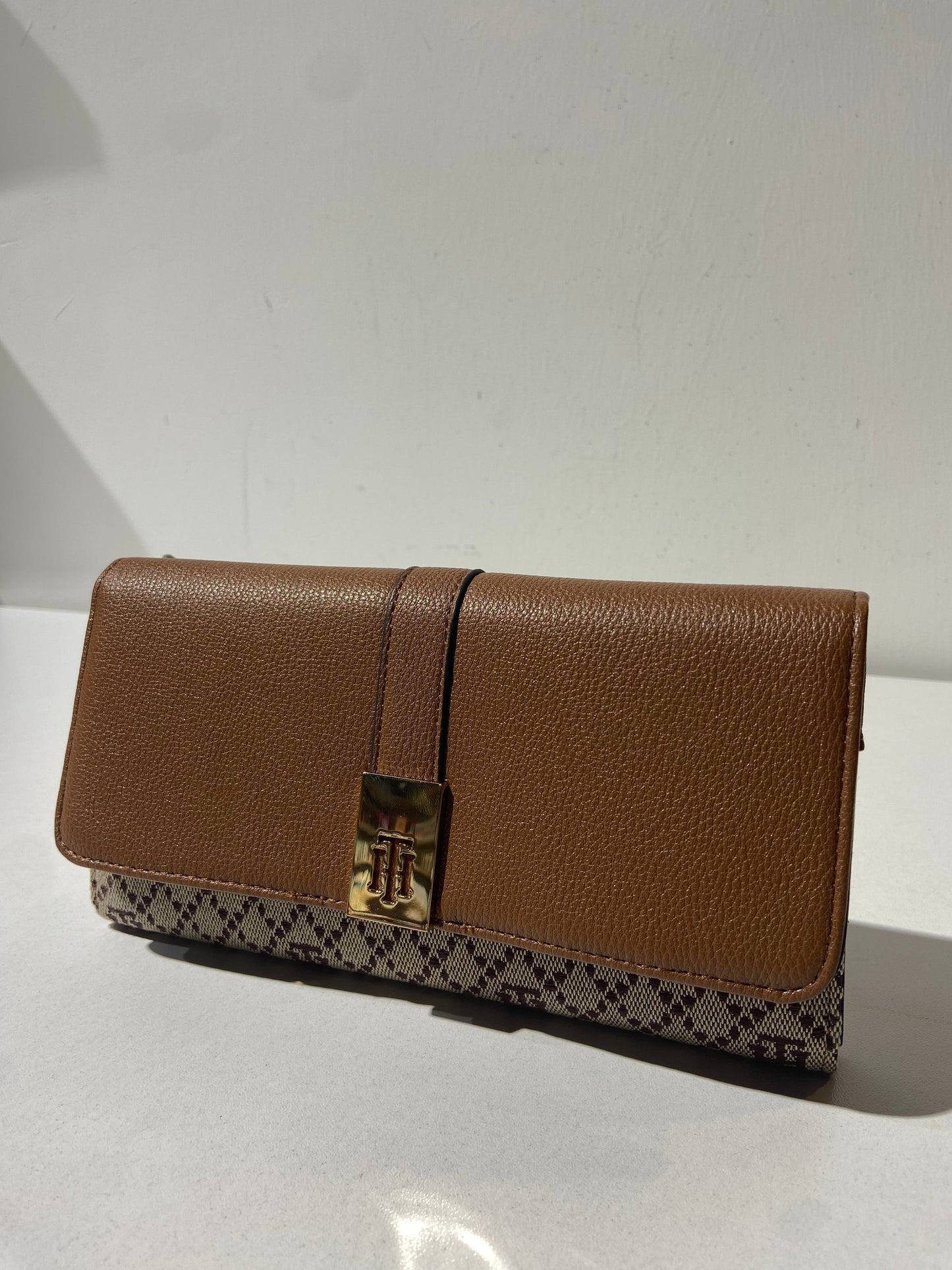 Tommy Hilfiger wallet
