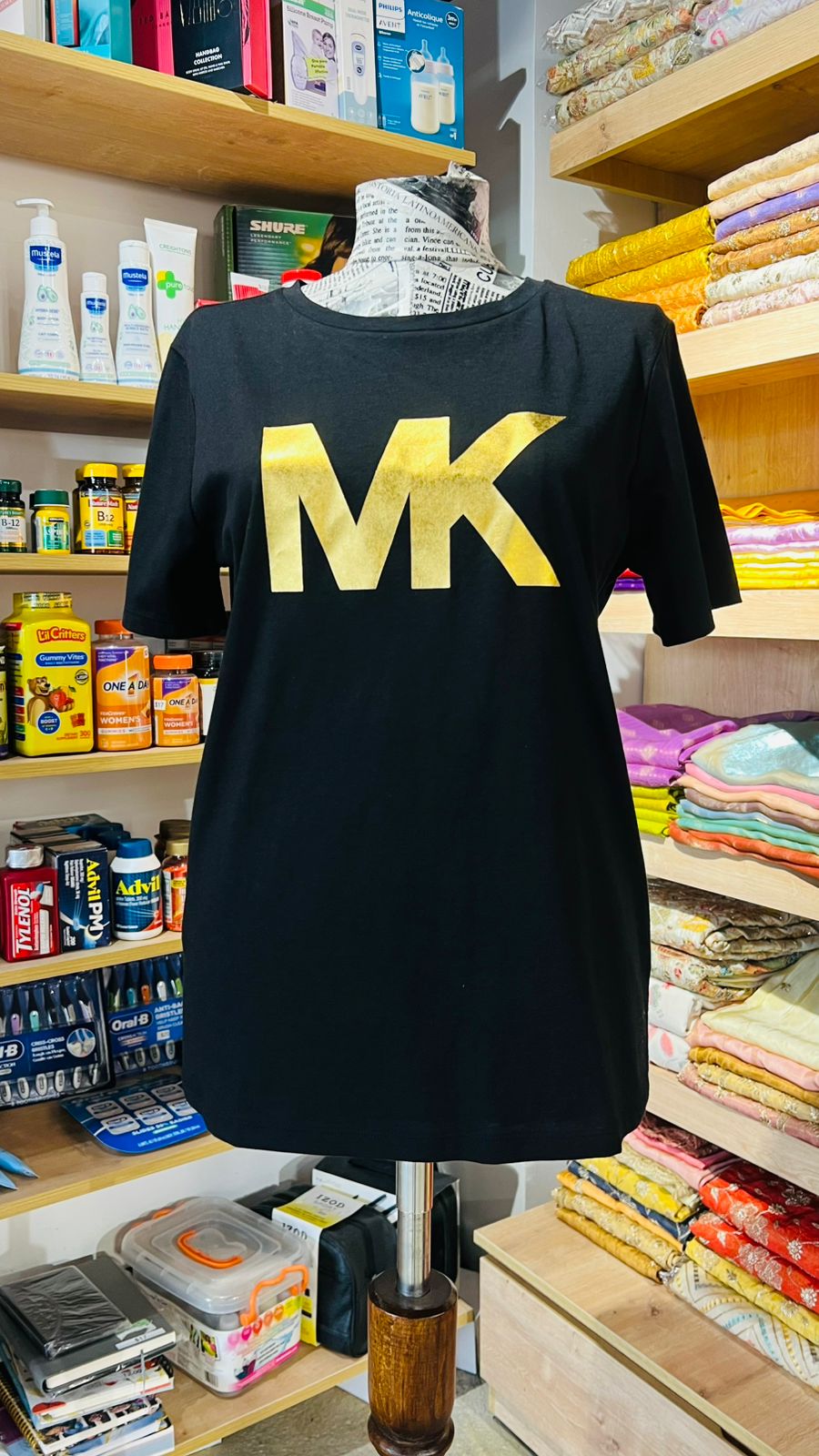 Michael kors T-shirt small