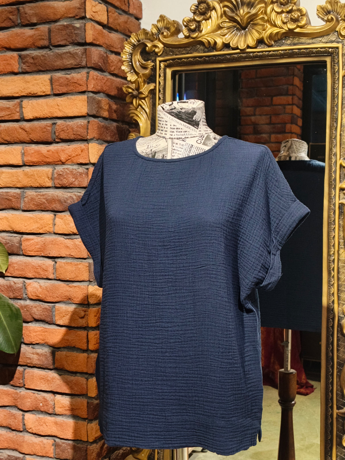 Gloria Vanderbilt top