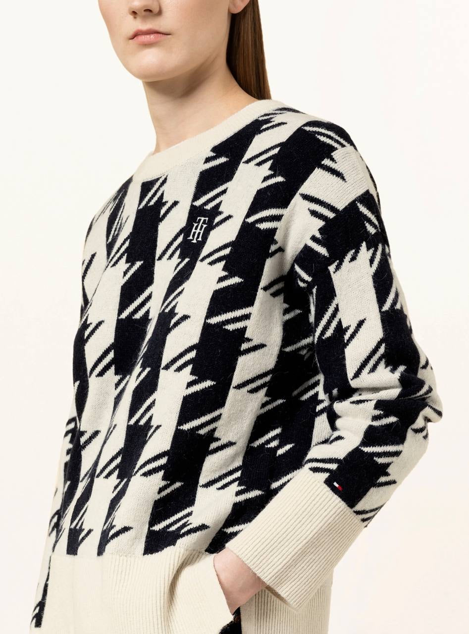 Tommy Hilfiger sweatshirt