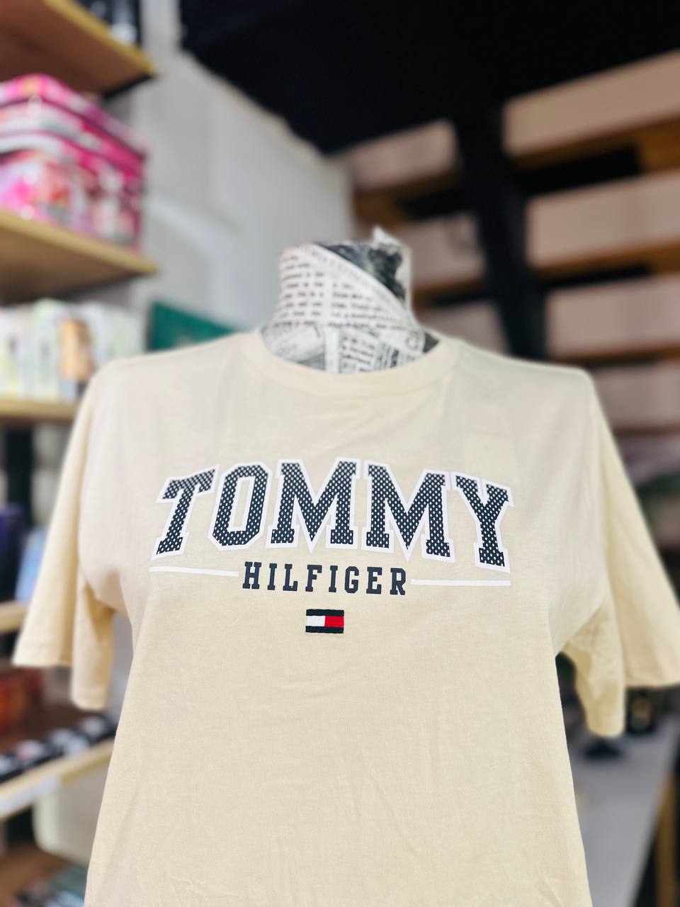 Tommy Hilfiger shirt size large ( 14/16 ) years