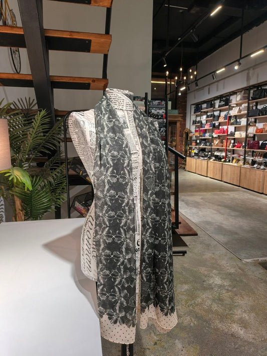 Karl Lagerfeld scarf