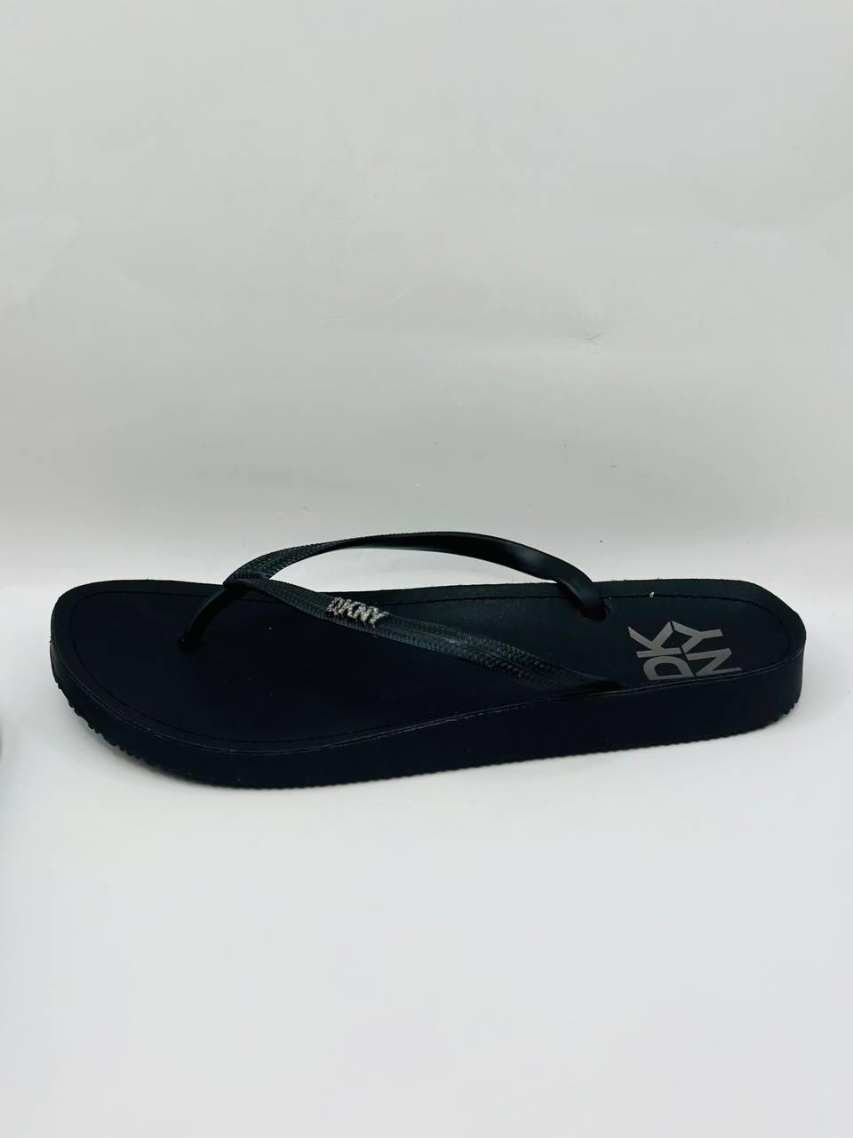 Dkny sandal size 38,5