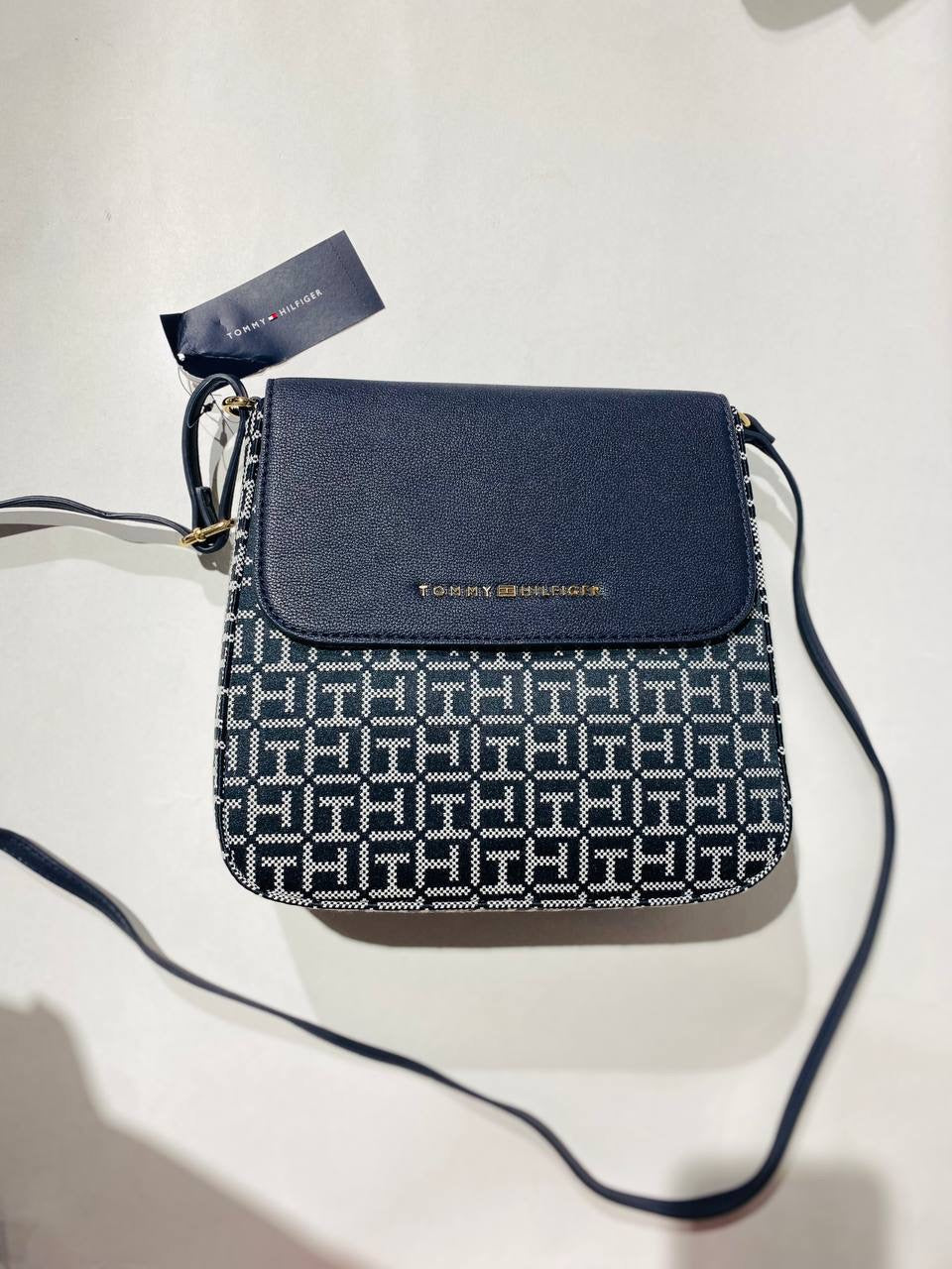 Tommy Hilfiger crossbody bag