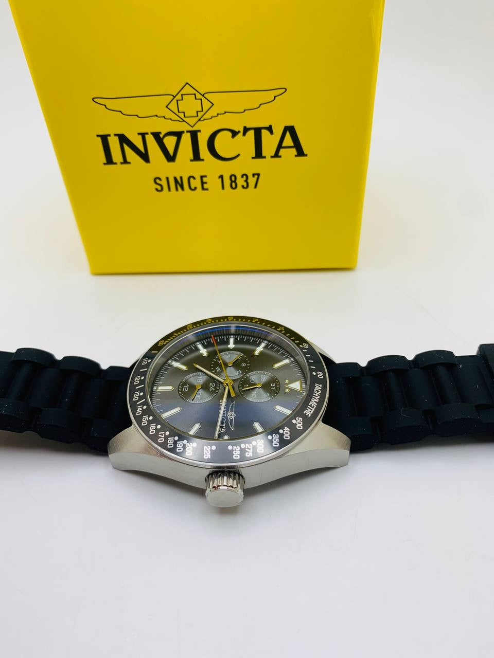 invicta watch