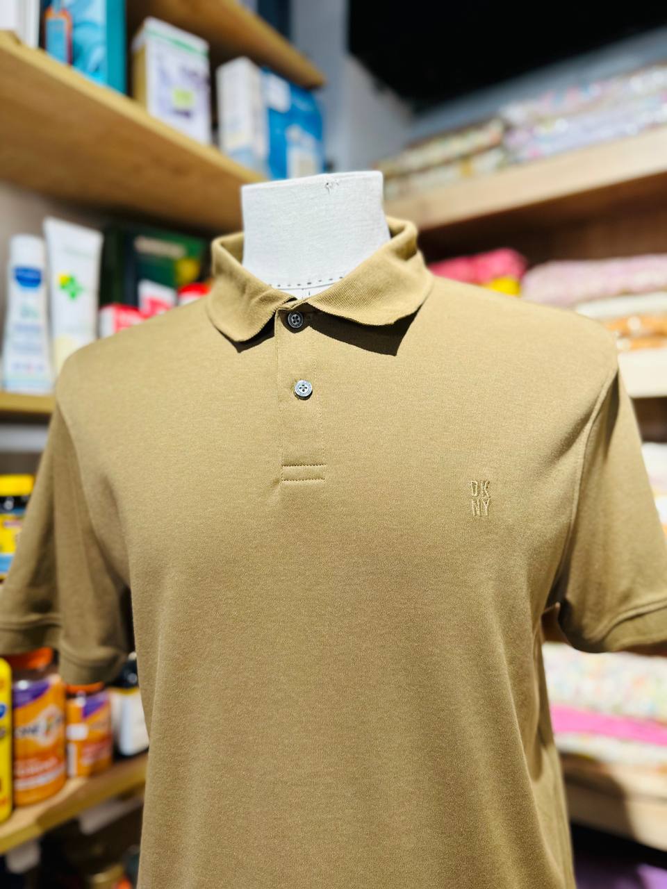 Dkny shirt size medium