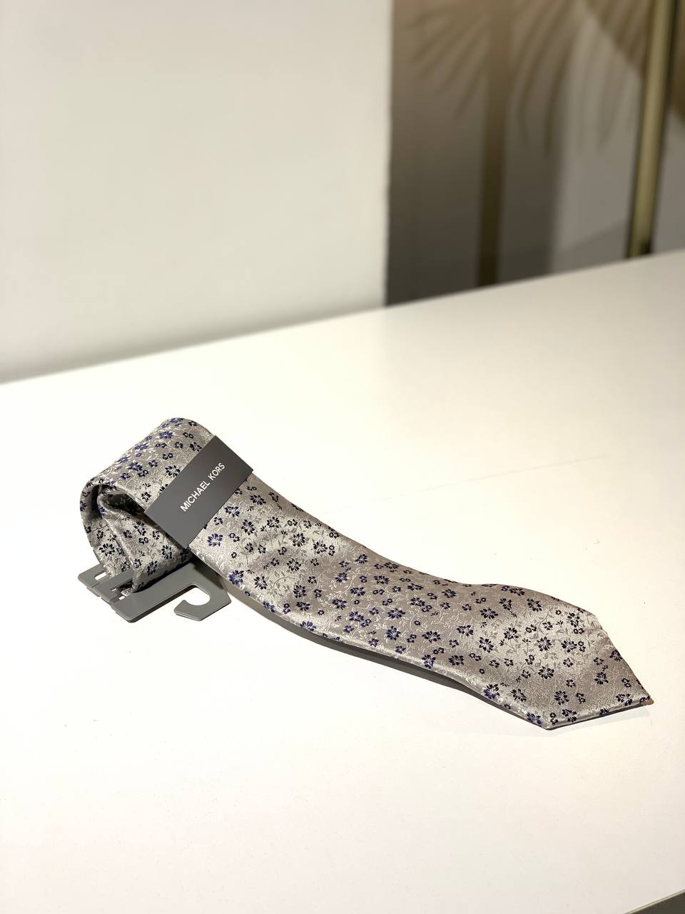 Michael kors tie