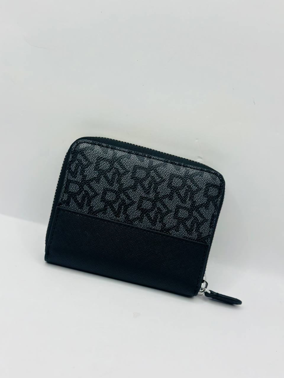 Dkny wallet