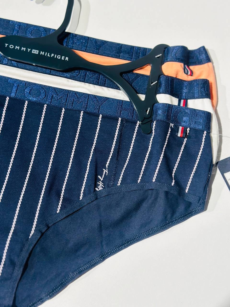 Tommy Hilfiger underwear set size large