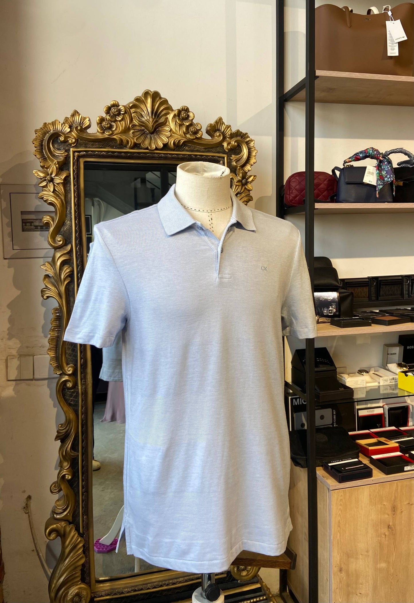 Calvin klein shirt size small